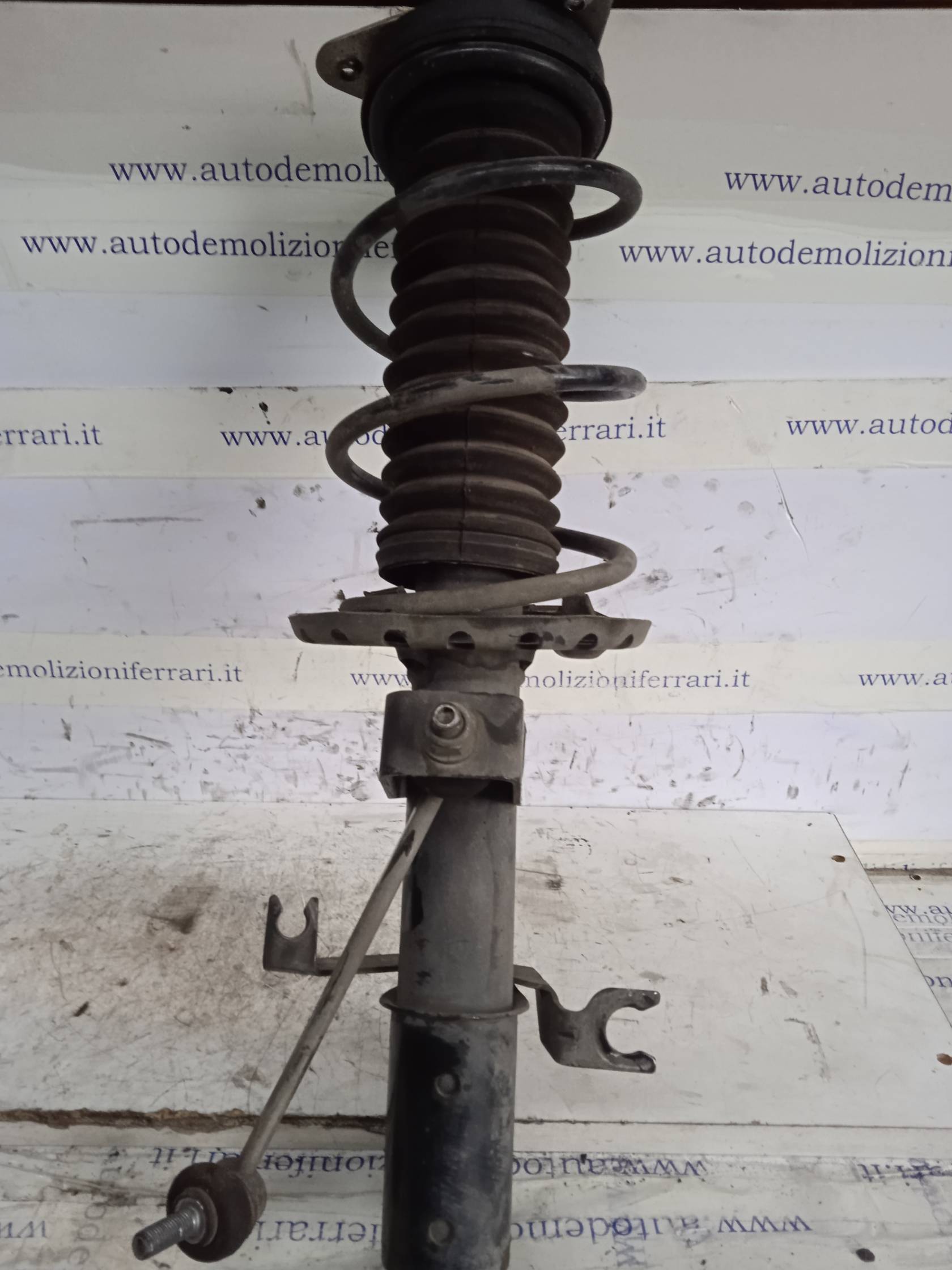 Ammortizzatore ant. dx.